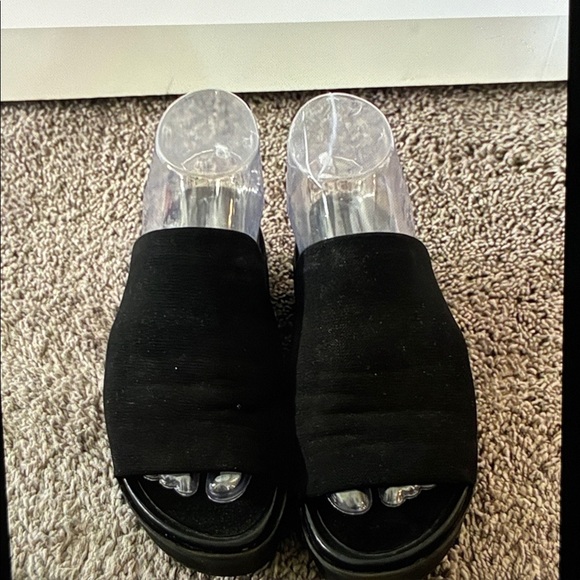 Steve Madden Platforms Slide Sandals Size 37 or 7 - Picture 2 of 5
